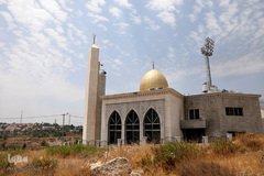 مسجد «البر الاحسان» شهر «بیره» کرانه باختری رود اردن در آتش کینه صهیونیستها