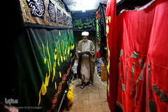 بازار پرچم سیاه محرم در شهر مقدس قم