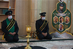 آیین تعویض پرچم و اقامه عزا در حرم حضرت معصومه(س)