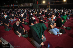 عزاداری شب تاسوعای حسینی هیات «ریحانة الحسین(ع)» با مداحی سیدمجید بنی فاطمه در پارک ارم تهران