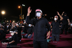 عزاداری شب تاسوعای حسینی هیات «ریحانة الحسین(ع)» با مداحی سیدمجید بنی فاطمه در پارک ارم تهران