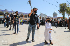 عزاداری ظهر عاشورا در حرم شاهچراغ(ع)