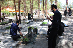 دعای خیر برای درگذشتگان در عصر عاشورا