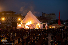 خیمه سوزان غروب عاشورا در میدان امام حسین(ع)