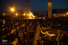 خیمه سوزان غروب عاشورا در میدان امام حسین(ع)