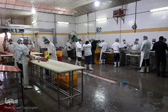 توزیع نذورات حسینیه اعظم زنجان