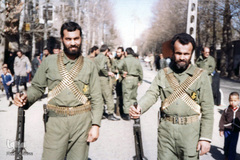 ۸سال حماسه/ اعزام نیروهای داوطلب به جبهه ها