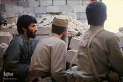 گل خاک شهیدان، حضور رهبر انقلاب در جبهه ها