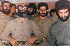 گل خاک شهیدان، حضور رهبر انقلاب در جبهه ها