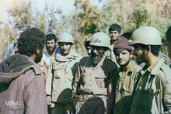 گل خاک شهیدان، حضور رهبر انقلاب در جبهه ها