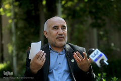 غلامرضا ذکیانی رزمنده دیروز مرزهای خاکی ایران و مدافع امروز حکمت ایران