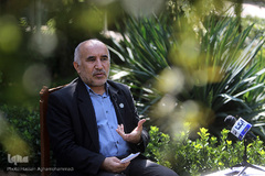 غلامرضا ذکیانی رزمنده دیروز مرزهای خاکی ایران و مدافع امروز حکمت ایران