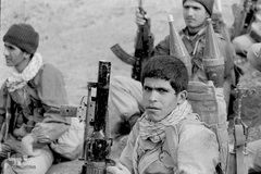 گل‌خاک شهیدان؛ ۸سال حماسه