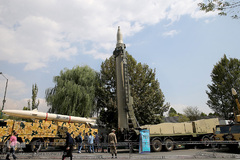 نمایشگاه ملی دستاوردهای دفاع مقدس و مقاومت «اقتدار۴۰» در باغ موزه دفاع مقدس