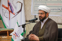 حجت‌الاسلام مهدی اخوان‌‌صباغ، رئیس سازمان دارالقرآن‌ الکریم در دوازدهمین دوره آزمون سراسری حفظ کل قرآن همراه با ترجمه و تدبر «ترنم وحی»