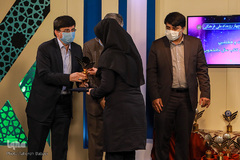 معرفی برگزیدگان جشنواره پایان‌نامه سال دانشجویی و مسابقات دفاع سه‌دقیقه‌ای