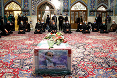 مراسم وداع با پیکر شهید محسن فخری‌زاده در حرم مطهر رضوی