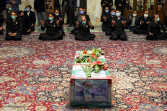 مراسم وداع با پیکر شهید محسن فخری‌زاده در حرم مطهر رضوی