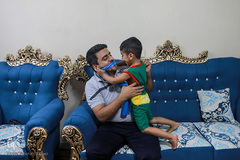 پرستار نمونه‌ بیمارستان؛ پدر مهربان فرزندان 