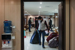 شیرینی هم‌نمک در حسینیه‌ای پر از عروسک