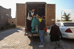 شیرینی هم‌نمک در حسینیه‌ای پر از عروسک