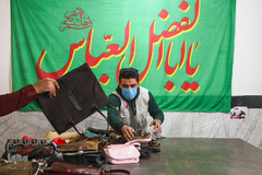 شیرینی هم‌نمک در حسینیه‌ای پر از عروسک