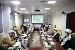 نشست تکریم مقام و تبیین نقش شهدای روحانی اهل سنت در حفظ و نشر ارزش‌های اسلامی و انقلابی