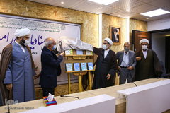 نشست منادیان نور