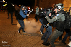 یورش وحشیانه صهیونیستها به فلسطینیان در مسجدالاقصی