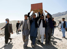 انفجار تروریستی مدرسه دخترانه سیدالشهداء در غرب کابل