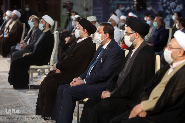 سمینار بین‌المللی «امام خمینی(ره) و دنیای معاصر» در حرم مطهر بنیانگذار جمهوری اسلامی ایران