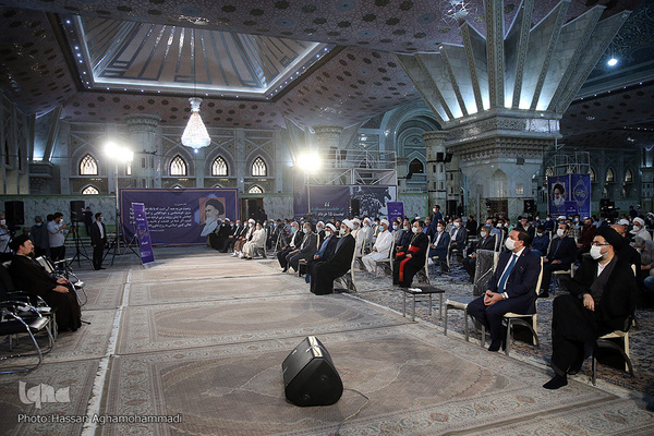 سمینار بین‌المللی «امام خمینی(ره) و دنیای معاصر» در حرم مطهر بنیانگذار جمهوری اسلامی ایران