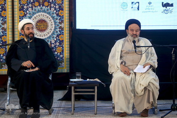 سمینار بین‌المللی «امام خمینی(ره) و دنیای معاصر» در حرم مطهر بنیانگذار جمهوری اسلامی ایران