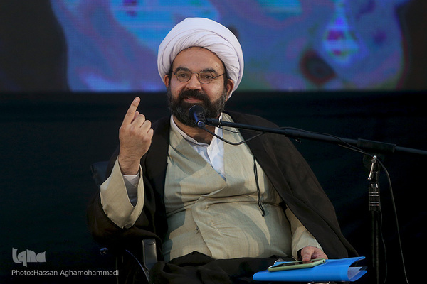 سمینار بین‌المللی «امام خمینی(ره) و دنیای معاصر» در حرم مطهر بنیانگذار جمهوری اسلامی ایران