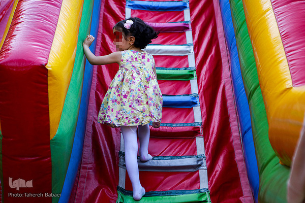 جشن روز دختر در خیریه طلیعه مهر طاها