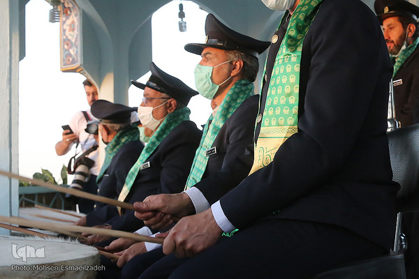 مراسم نقاره‌زنی حرم مطهر رضوی در آستانه میلاد امام رضا(ع)