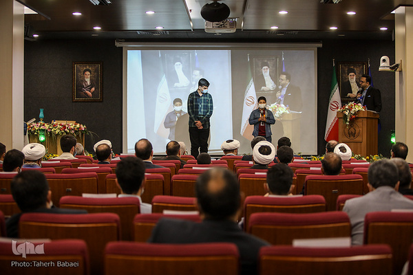 مراسم تجلیل از خادمان قرآنی تحت حمایت کمیته امداد