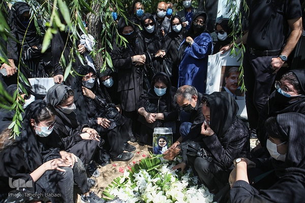 مراسم تشییع پیکر خبرنگاران فقید ایسنا و ایرنا