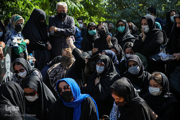 مراسم تشییع پیکر خبرنگاران فقید ایسنا و ایرنا