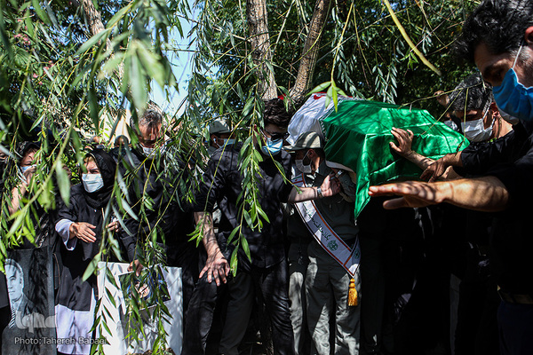 مراسم تشییع پیکر خبرنگاران فقید ایسنا و ایرنا