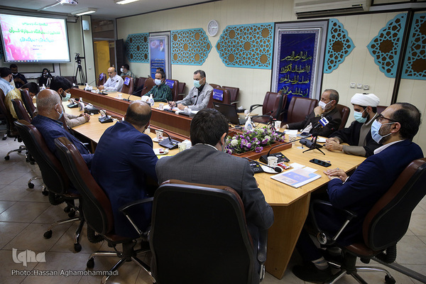 نشست نقد و بررسی اولین نمایشگاه مجازی قرآن کریم