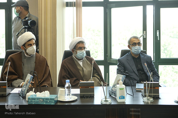 آیین معرفی کتاب سفیر شیعه در غرب