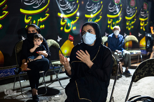 مراسم عزاداری شب چهارم محرم در محله زمزم