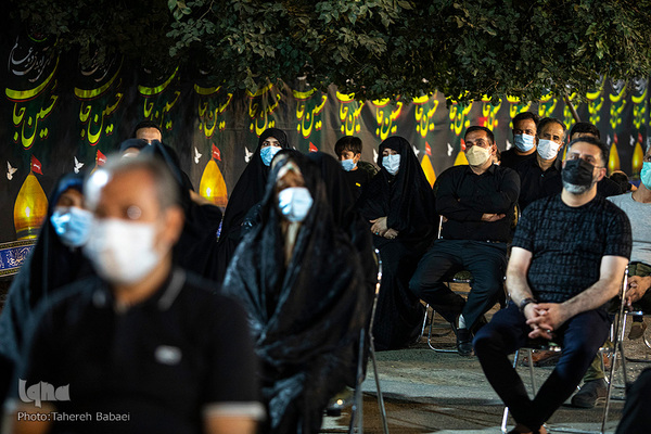 مراسم عزاداری شب چهارم محرم در محله زمزم