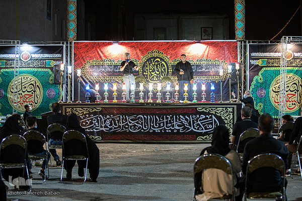 مراسم عزاداری شب چهارم محرم در محله زمزم