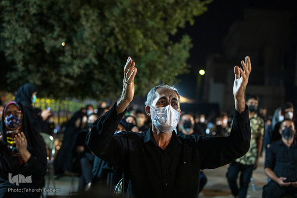 مراسم عزاداری شب چهارم محرم در محله زمزم