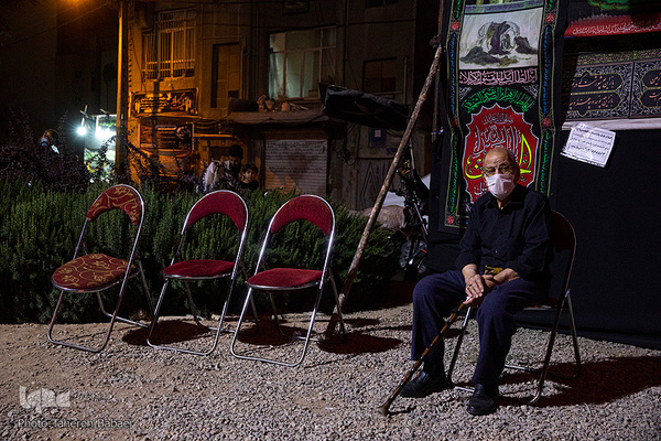 مراسم عزاداری شب چهارم محرم در محله زمزم