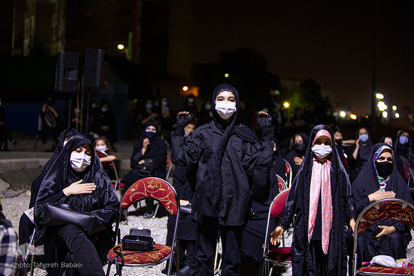 مراسم عزاداری شب چهارم محرم در محله زمزم