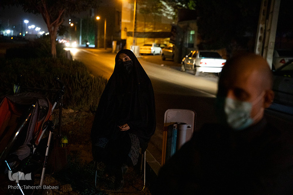 مراسم عزاداری شب چهارم محرم در محله زمزم