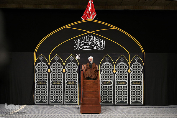 اولین شب مراسم عزاداری حضرت اباعبدالله الحسین (ع) در حسینیه امام خمینی(ره)